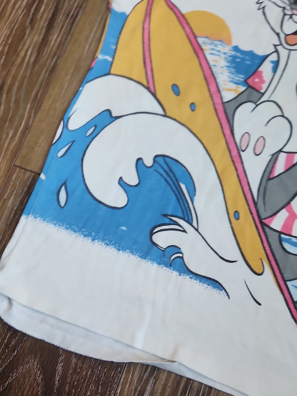 Vintage Bugs Bunny Surfing Kids Tee - Picture 3 of 9